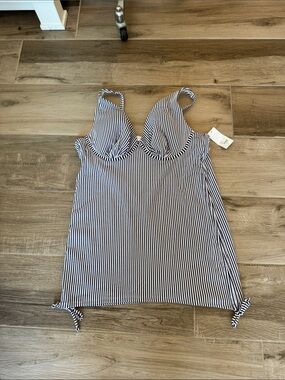 NWT Lane Bryant Cacique 40D side ruched striped tankini swim top